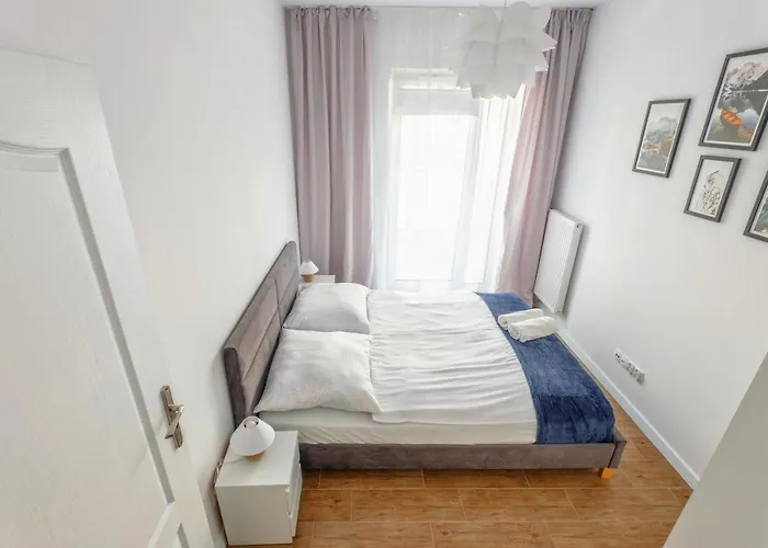 Boho Janow Z Miejscem Parkingowym * Łódź