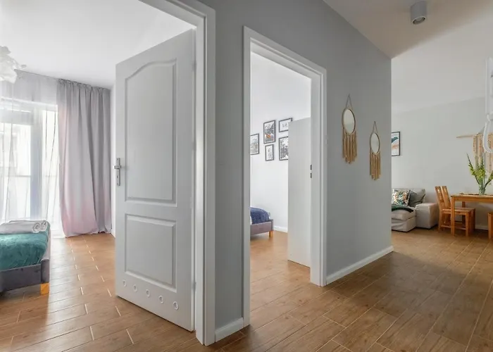 Boho Janow Z Miejscem Parkingowym *