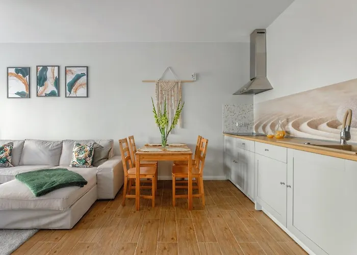 Boho Janow Z Miejscem Parkingowym Lägenhet